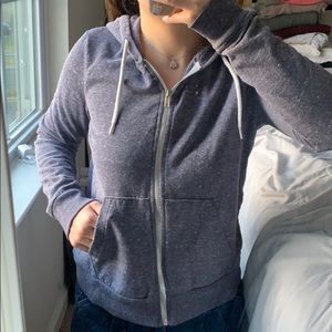 [12] H&M Hoodie